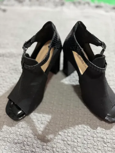 Sandália Ankle boots Dakota TAM 37 - 70 reais