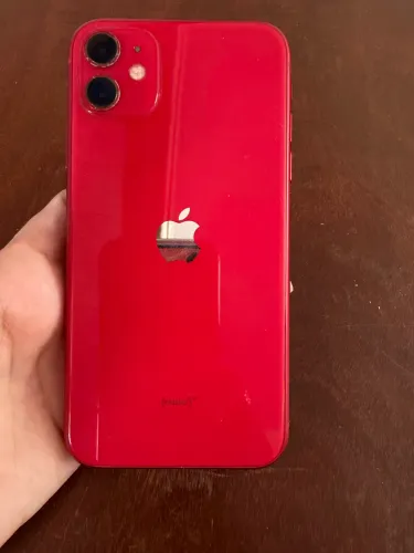 iPhone 11 cor vermelho