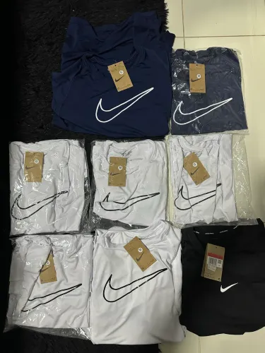 NIKE PRO / CAMISA DE COMPRESSÃO
