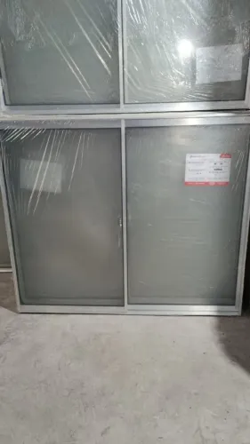 Janela de alumínio 2 folhas