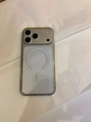 Vende-Se iPhone 17 pro Max 258gb - 3 meses de uso.