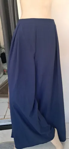 Calça feminina azul marinho
