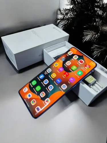 MOTO EDGE 60 PRO 5G 256GB 12+12 RAM/AZUL