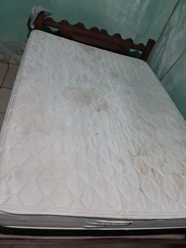 Cama Casal 1,88m por 1,38m