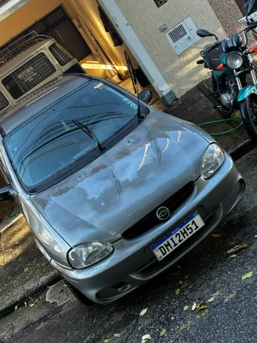 Chevrolet Corsa Sedan 1.0 MPFI 8V 71cv 4P 2004