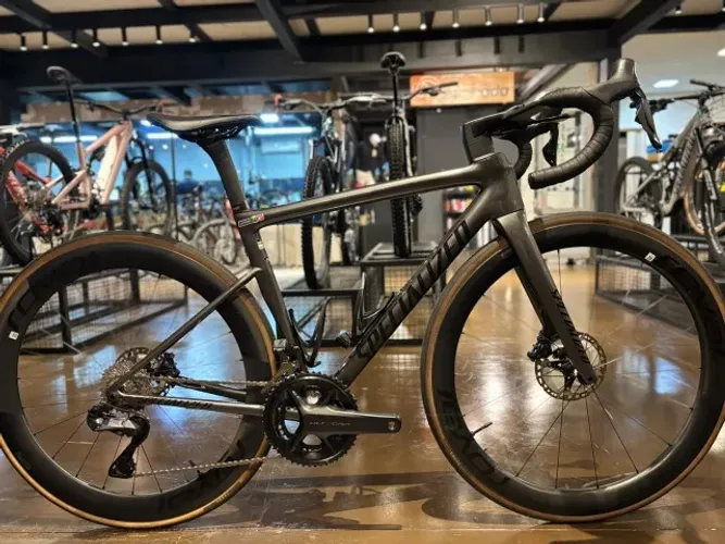 Bicicleta Seminova Specialized Tarmac SL8 Expert - a mais nova do Brasil