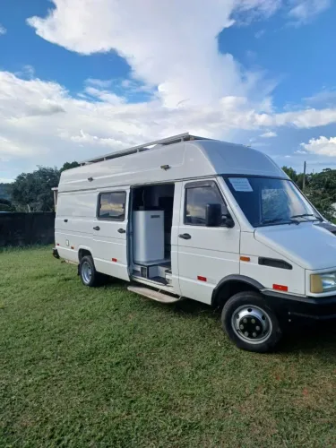 Iveco Daily Furgão Longo 49.1 8V2 2.8 120cv Diesel Mec. 2003