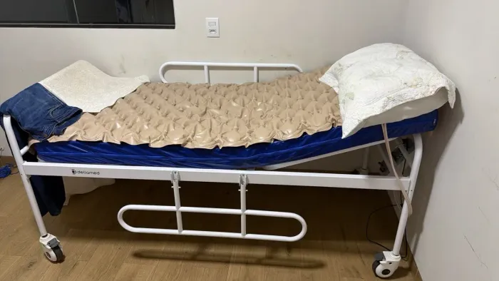 Cama hospitalar