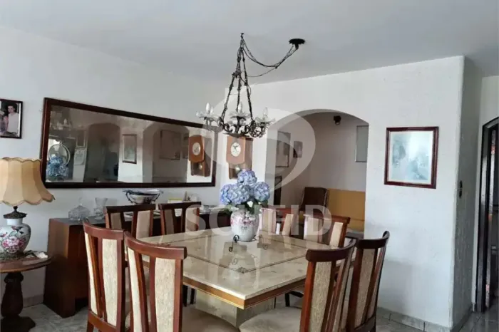 Vendo casa Jd. Cidalia 141m² - 4 quartos 1 suite 3 banheiros e treês vagas de garagem!
