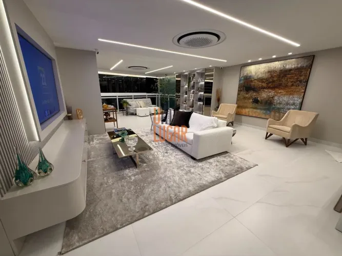 Um Lugar Imóveis vende: Apartamento com 4 quartos sendo 4 suítes Ed. Lisse, Nazaré, Belém 