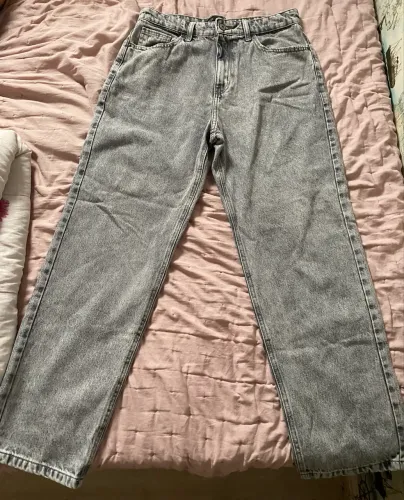 Calça baggy