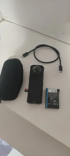 INSTA360 X4 + CARTÃO 256GB