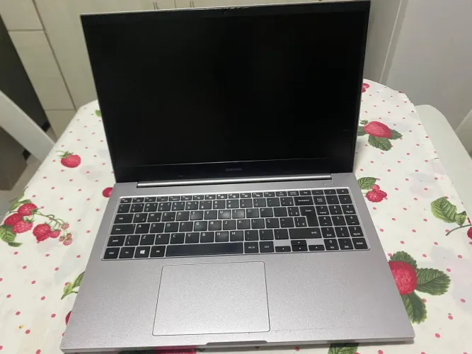 Notebook Samsung Core i7 com Placa de Vídeo por apenas R$ 1.300!