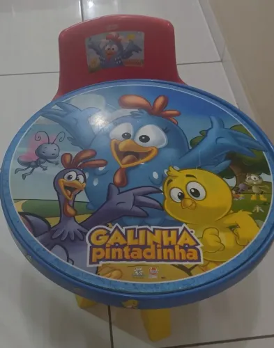 Mesa com cadeira infantil Galinha Pintadinha