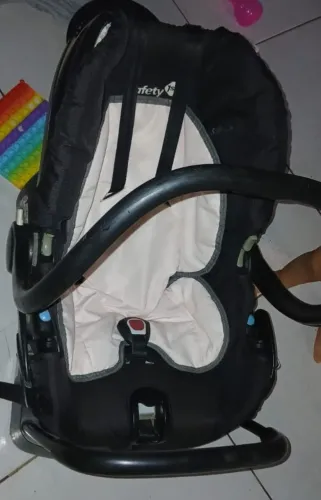 Bebê conforto com base