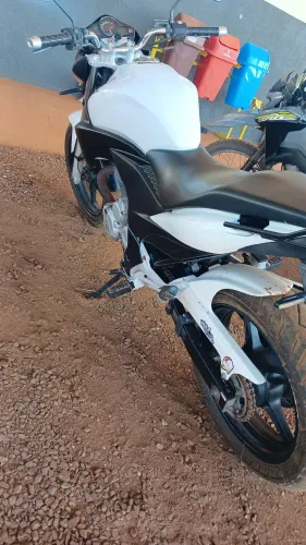 Cb 300 zera 