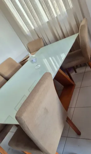 Mesa de jantar(madeira maciça
