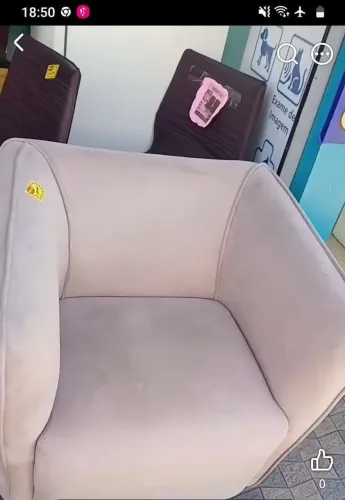 Vendo uma pontrona linda rose impecável apenas retirada 