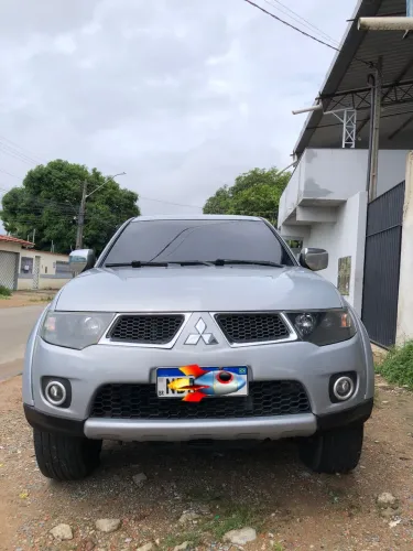 Mitsubishi L200 Triton HPE 3.2 CD TB Int.diesel AUT 2013