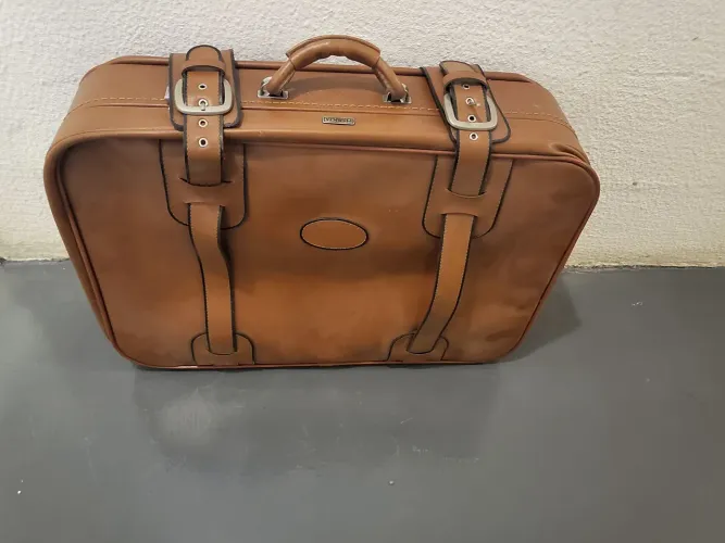 Mala de viagem antiga primicia 