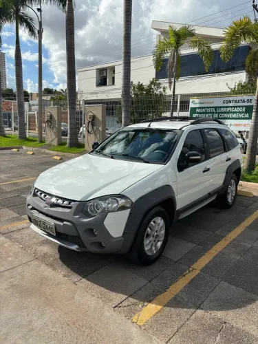 Fiat Palio Weekend Adventure Locker 1.8 Flex 2014