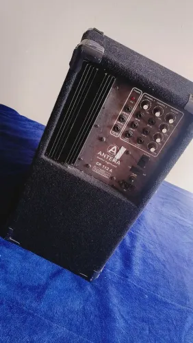 Caixa ativa antera