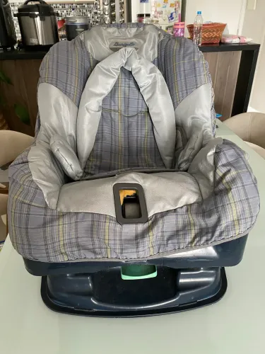 Cadeirinha de carro até 25kg