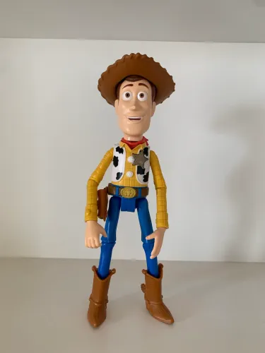 Toy Story woody som em português mattel
