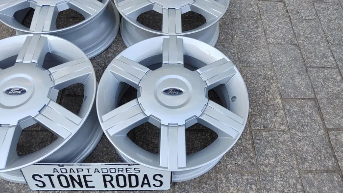 Rodas Ford Fiesta Sedan aro 14" 4x108