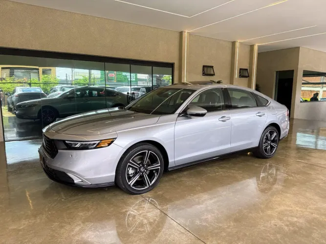 Honda Accord Sedan Touring 2.0 TB 16V Aut. 2024