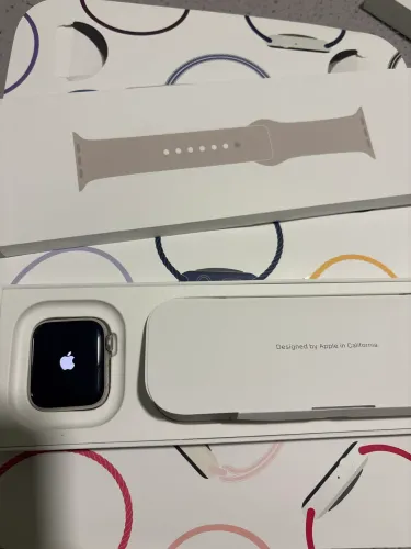 Apple Watch Se (Gen 2) 
