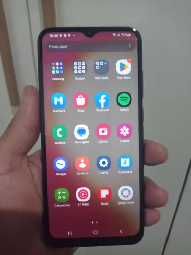 Galaxy A04 ' GB64 valor 270$