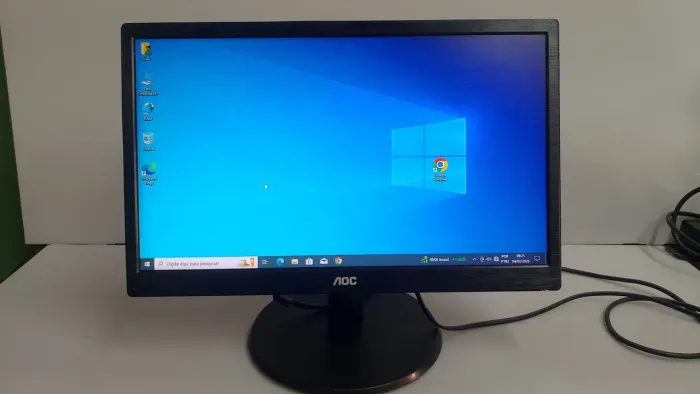 Monitor AOC LED 19 polegadas saída VGA e HDMI 150,00