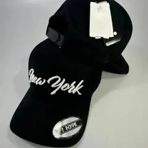 BONÉ HYPE NEWDAY PRETO BORDADO BRANCO