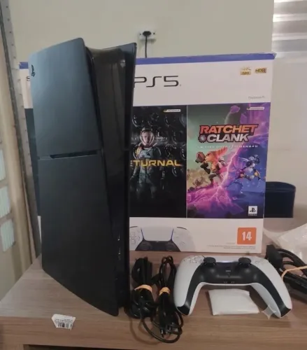 Vendo PlayStation 5 ps5 com 1TB + Controlse Dualsense original | FACE PLATE BLACK EDITION