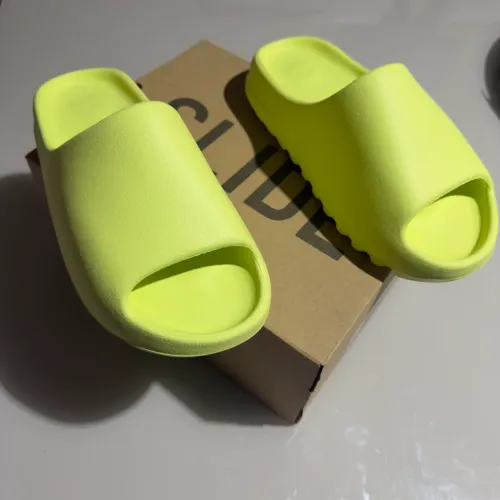 Slide Adidas Yeezy Slide Glow Green 40/1