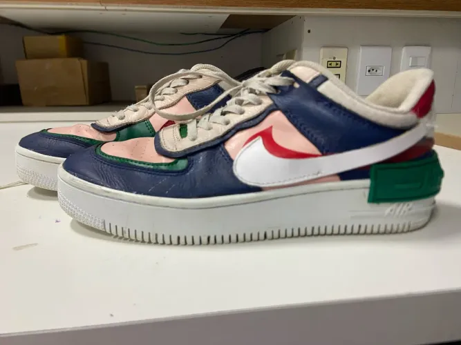 Vendo Nike Air Force mystic nave