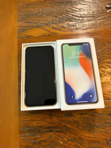iPhone X em excelente estado.