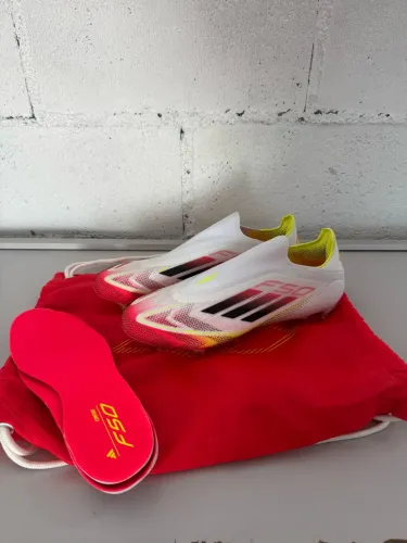 chuteira adidas profissional