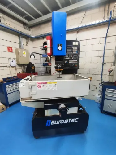 Erosão penetração Eurostec EDM 250NC