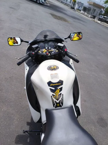 Suzuki Hayabusa 1300 2012 Branca 31.000Km