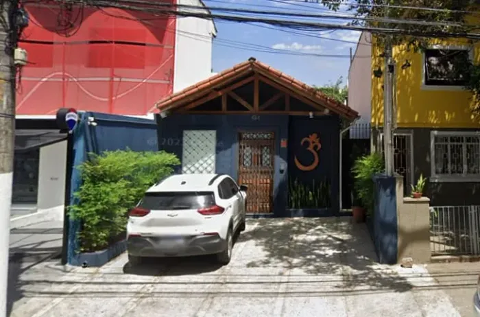Casa comercial na Rua Cotoxó, 634 290 m²