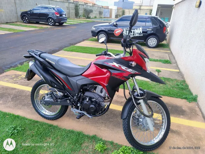 Vendo Moto XRE 190 ABS Adventure , pneus novos ano 2020/2021 ótimo estado conserva