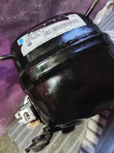 COMPRESSOR DE GELADEIRA E FREEZER MARCA TECUNSEH POTÊNCIA 1/5 semi-novo testo hora R$200