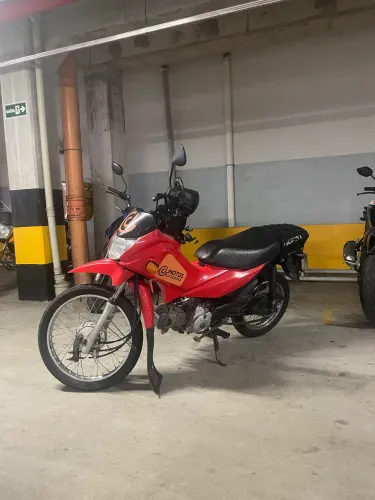 Alugo moto pop