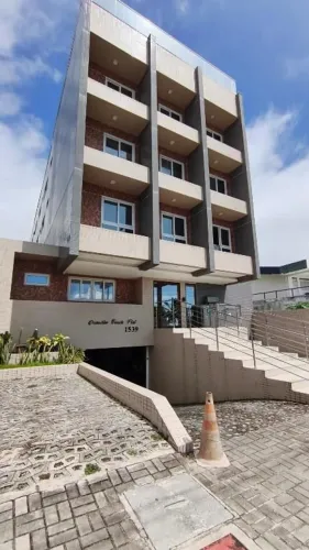 Flat mobiliado no Bessa com vista mar, piscina e garagem. Excelente para investir ou morar
