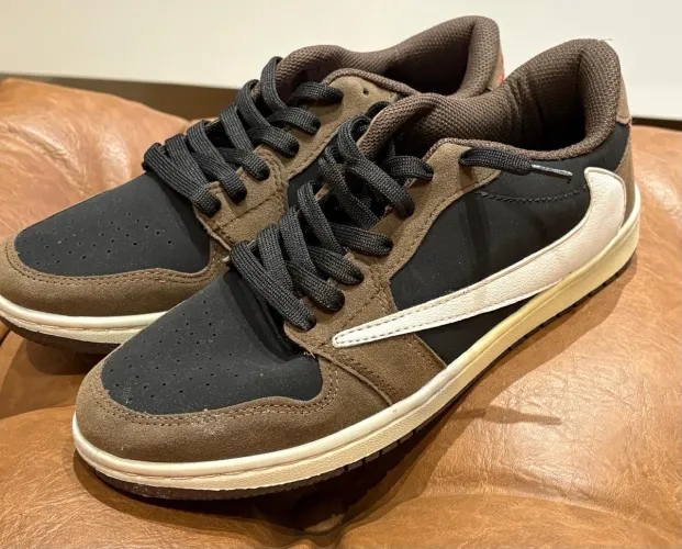 Tenis