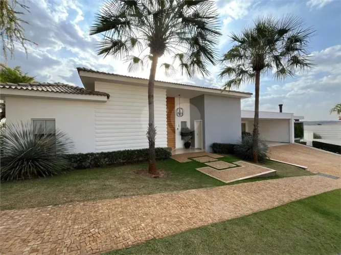 Condomínio com 4 quartos à venda em Monte alegre - SP