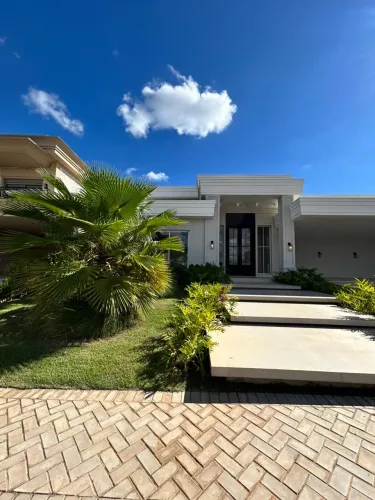 CASA NEOCLASSICA À VENDA NO CONDOMÍNIO SUPREMO ITÁLIA