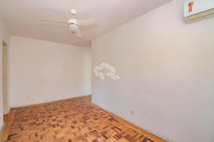 Apartamento com 1 dormitório em Passo da Areia